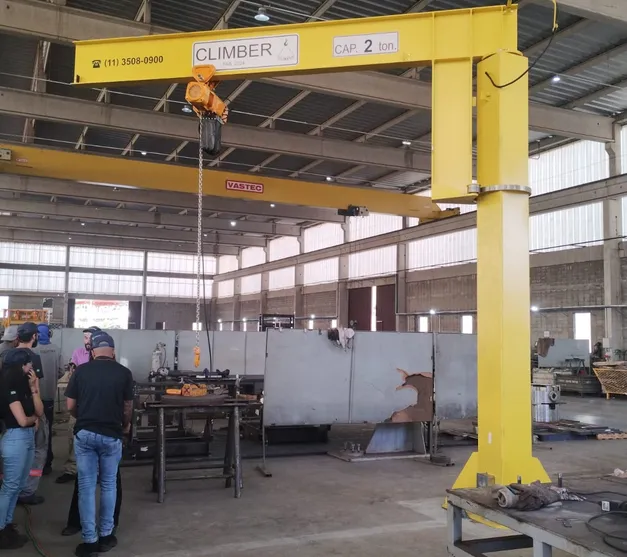 Pau de Carga Industrial