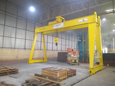 Montagem de Pórtico Rolante