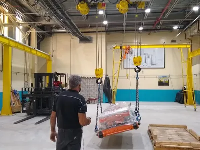 Teste de Carga de Ponte Rolante