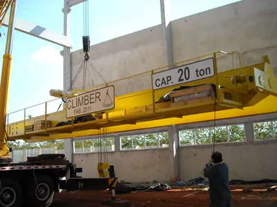 Montagens de equipamentos feitos pela Easy Crane